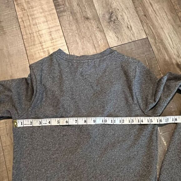 Athleta Uptempo Ribbed Henley
Top small Black Heather - Picture 5 of 9